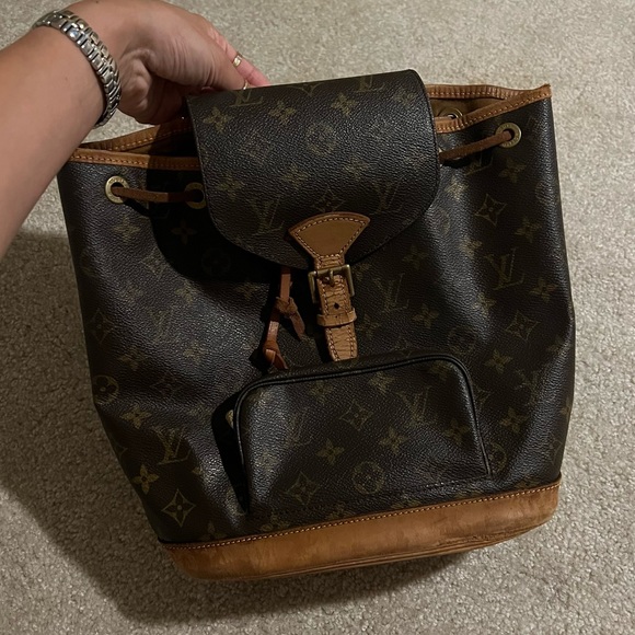 VINTAGE LOUIS VUITTON BACK PACK - Picture 4 of 16